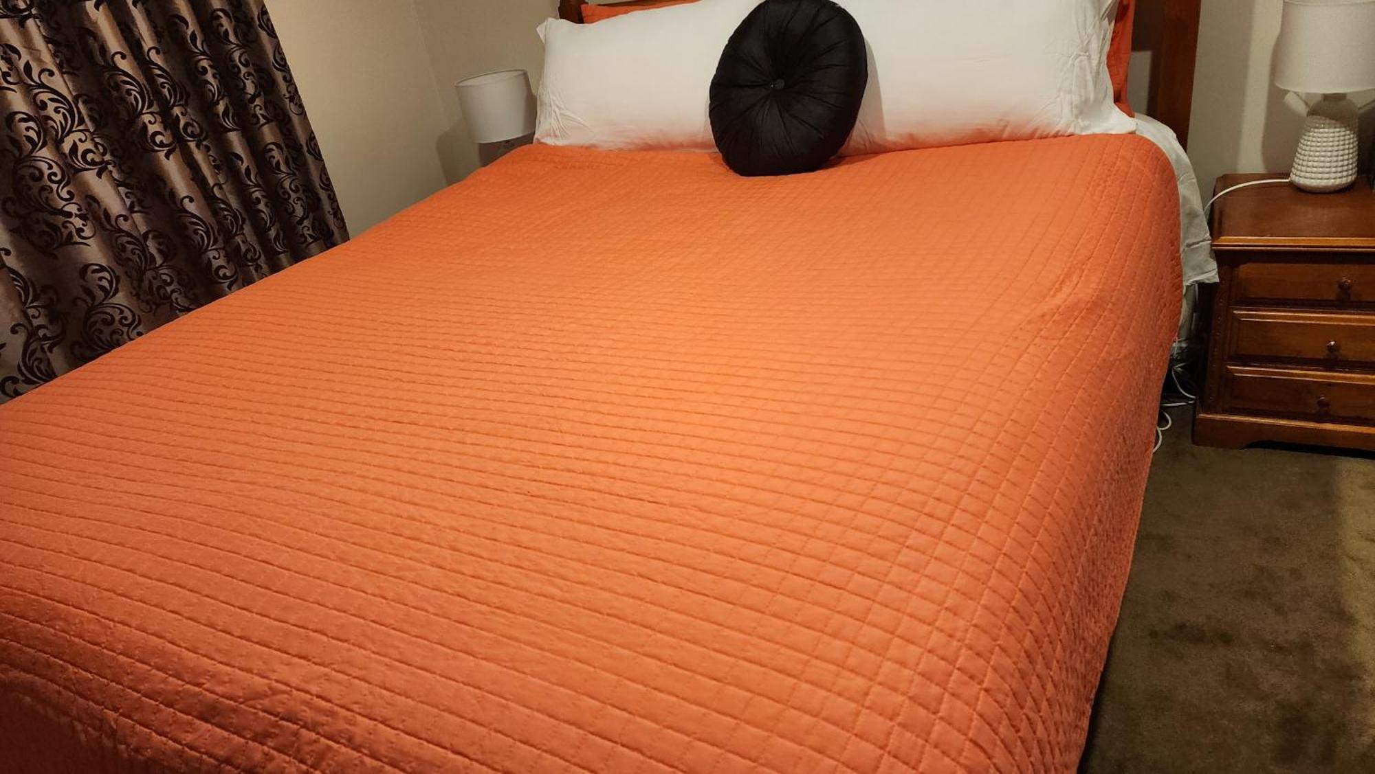 Bed & Breakfast @ Unsworth Heights Albany 오클랜드 객실 사진